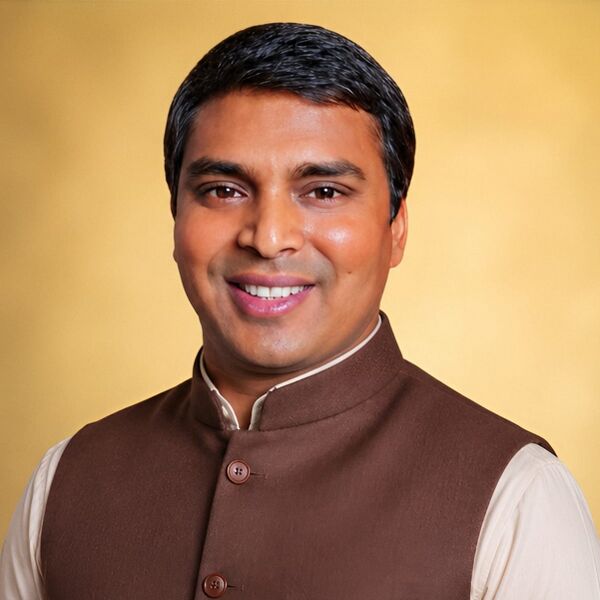 File:Madhurendra Kumar.jpg