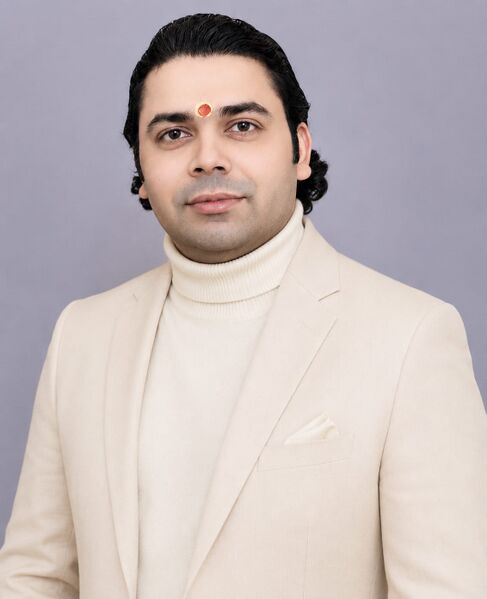 File:Acharya Divyanand.jpg